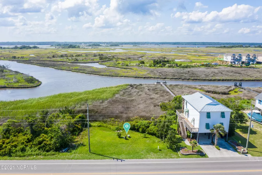 1211 N New River DR, Surf City, NC 28445