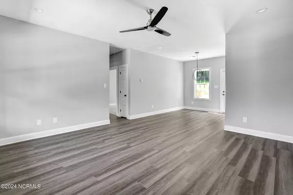 Siler City, NC 27344,231 Ingle ST