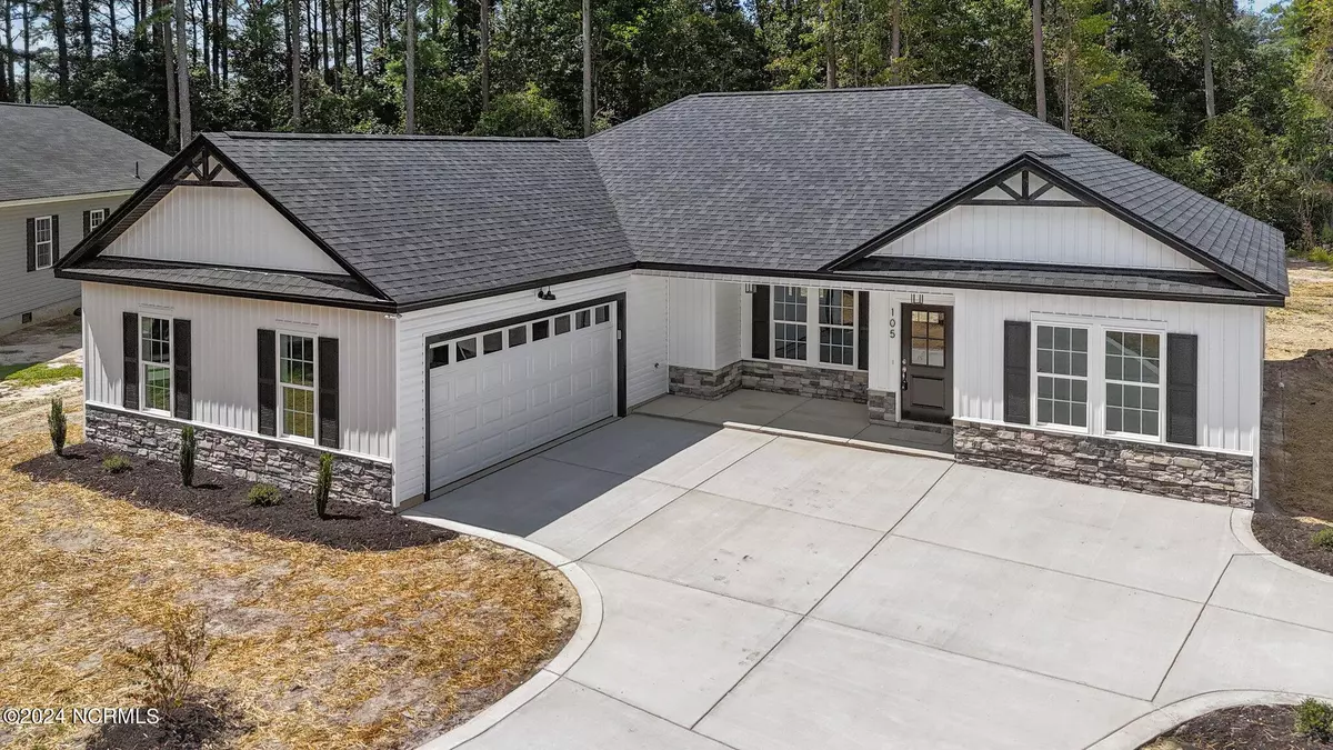 Mount Olive, NC 28365,105 Tarheel PL