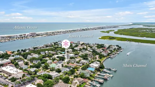 Wrightsville Beach, NC 28480,5 Myrtle Court