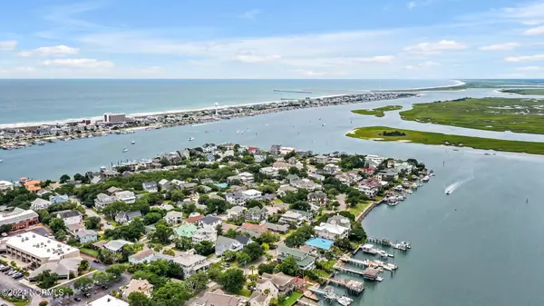 Wrightsville Beach, NC 28480,11 Myrtle Court