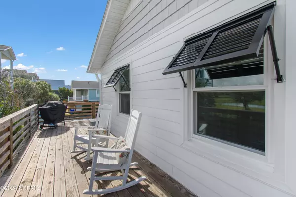 Oak Island, NC 28465,1012 W Pelican DR