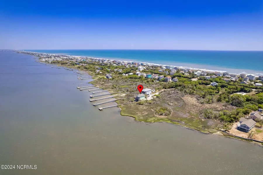 4304 Emerald DR, Emerald Isle, NC 28594