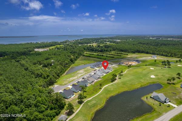 207 Windswept LN, Beaufort, NC 28516