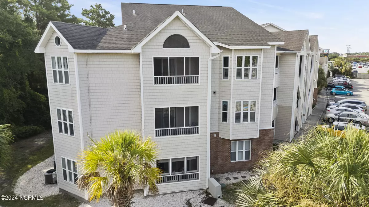 Carolina Beach, NC 28428,609 Spencer Farlow DR #20