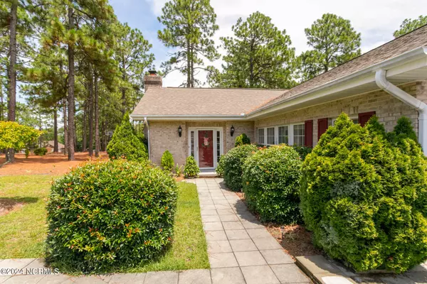 West End, NC 27376,103 Pineneedle DR