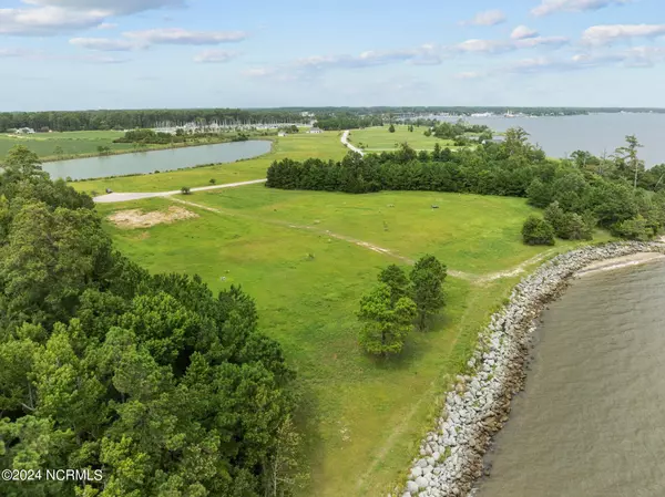 363 Wind Lake RD S Oriental, NC 28571