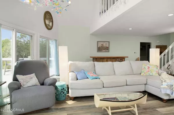 104 Crows Nest ST Oriental, NC 28571