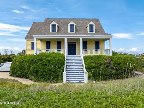 1 Osprey DR, North Topsail Beach, NC 28460