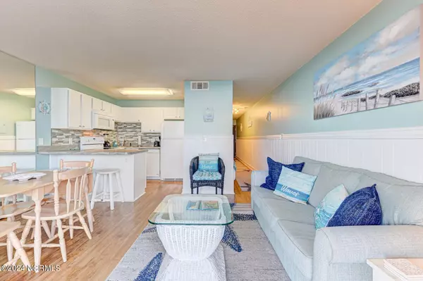 Carolina Beach, NC 28428,1615 Lake Park BLVD S #Unit 207