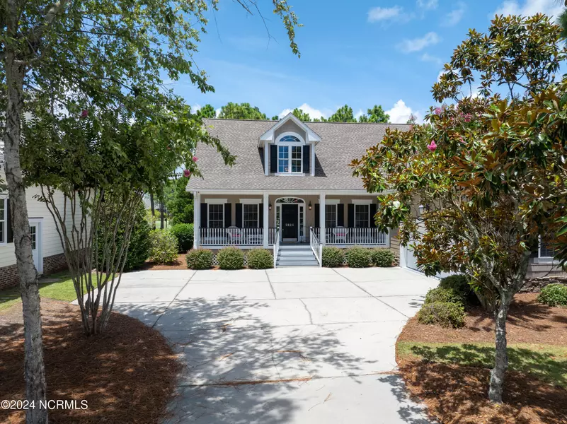 2824 Irwin DR, Southport, NC 28461