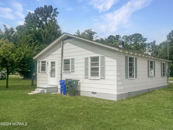 Grifton, NC 28530,650 Wall ST