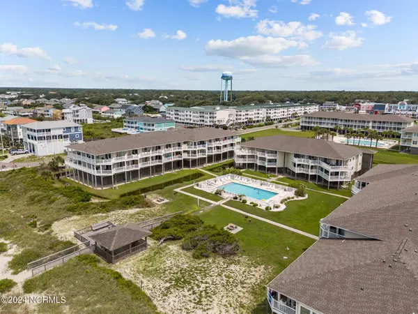 Oak Island, NC 28465,122 SE 58th ST #Apt 103