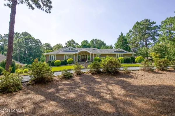 6 Vardon RD,  Pinehurst,  NC 28374