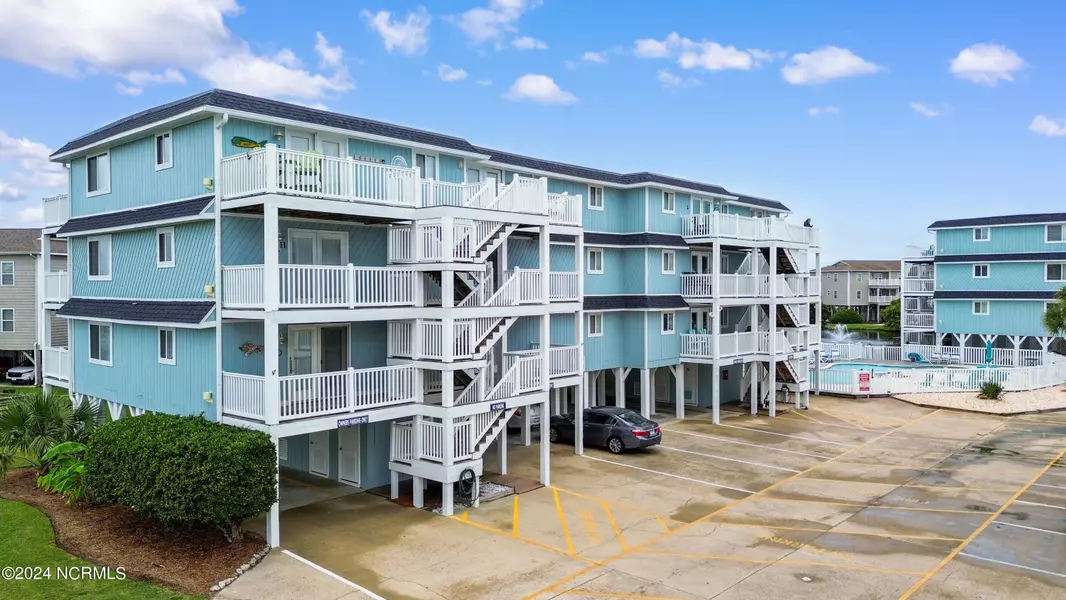 31 Beaufort Street #Apt E, Ocean Isle Beach, NC 28469