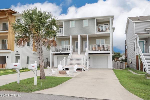 325 S Fifth AVE #B, Kure Beach, NC 28449