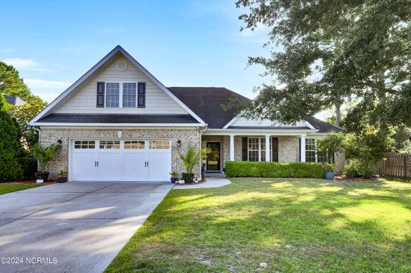 806 Lambrook DR, Wilmington, NC 28411