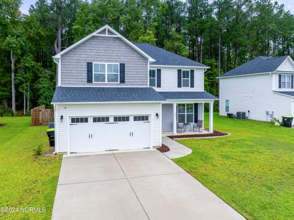 1297 Putnam DR, Leland, NC 28451