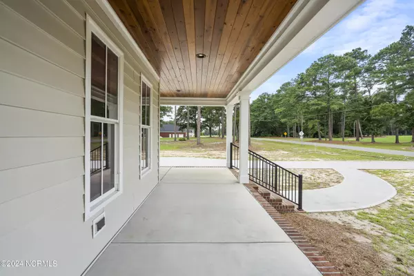 Kenansville, NC 28349,135 N Country Club DR
