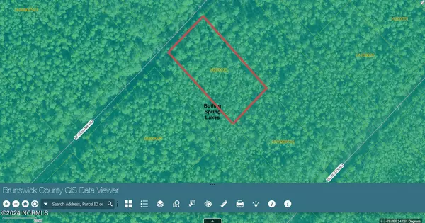 1400 Bobolink RD, Boiling Spring Lakes, NC 28461