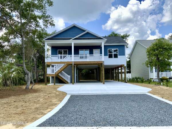 145 NE 13th ST, Oak Island, NC 28465