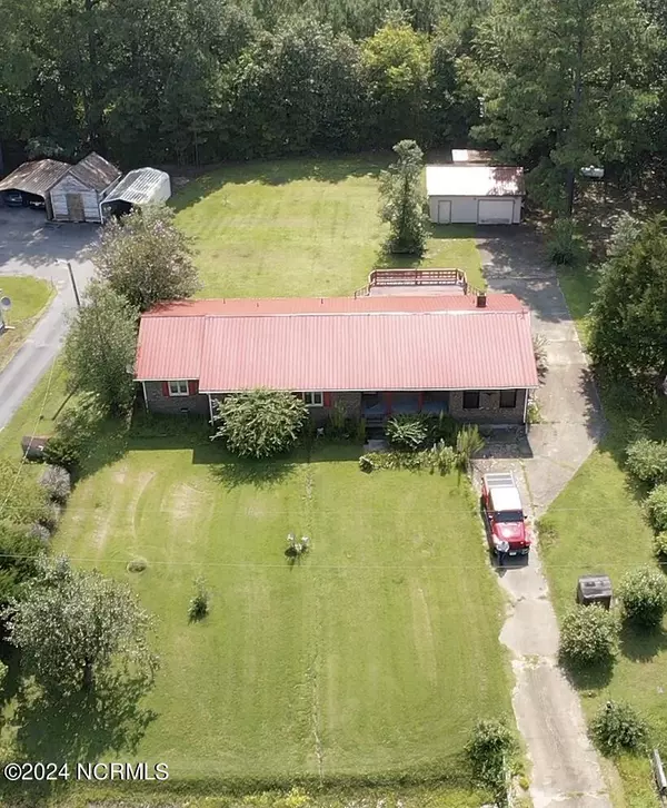 Cofield, NC 27922,128 Farmers Chemical RD