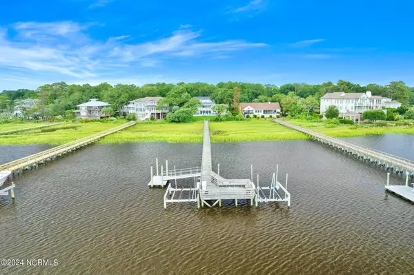 Sunset Beach, NC 28468,528 Twisted Oak LN