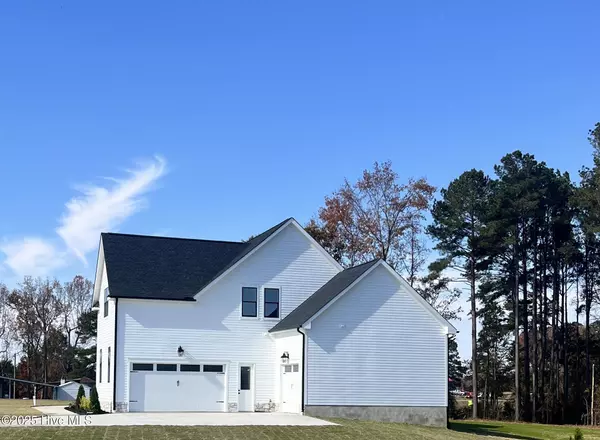 Four Oaks, NC 27524,2590 Lassiter RD