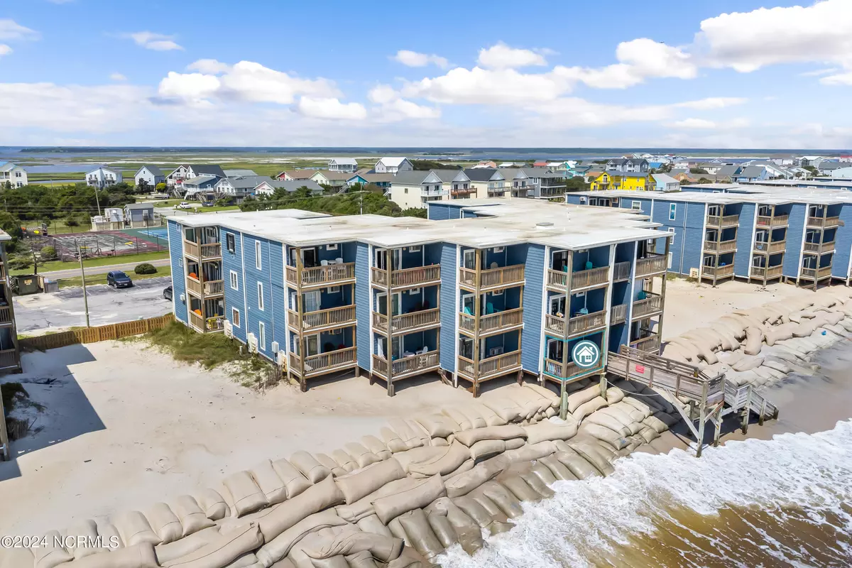 North Topsail Beach, NC 28460,2224 New River Inlet RD #Unit 136