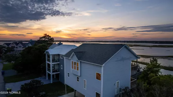 Surf City, NC 28445,114 Seagull CT