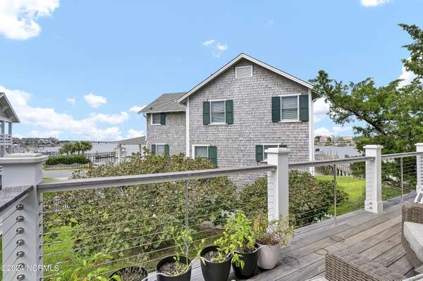 Wrightsville Beach, NC 28480,19 W Oxford ST