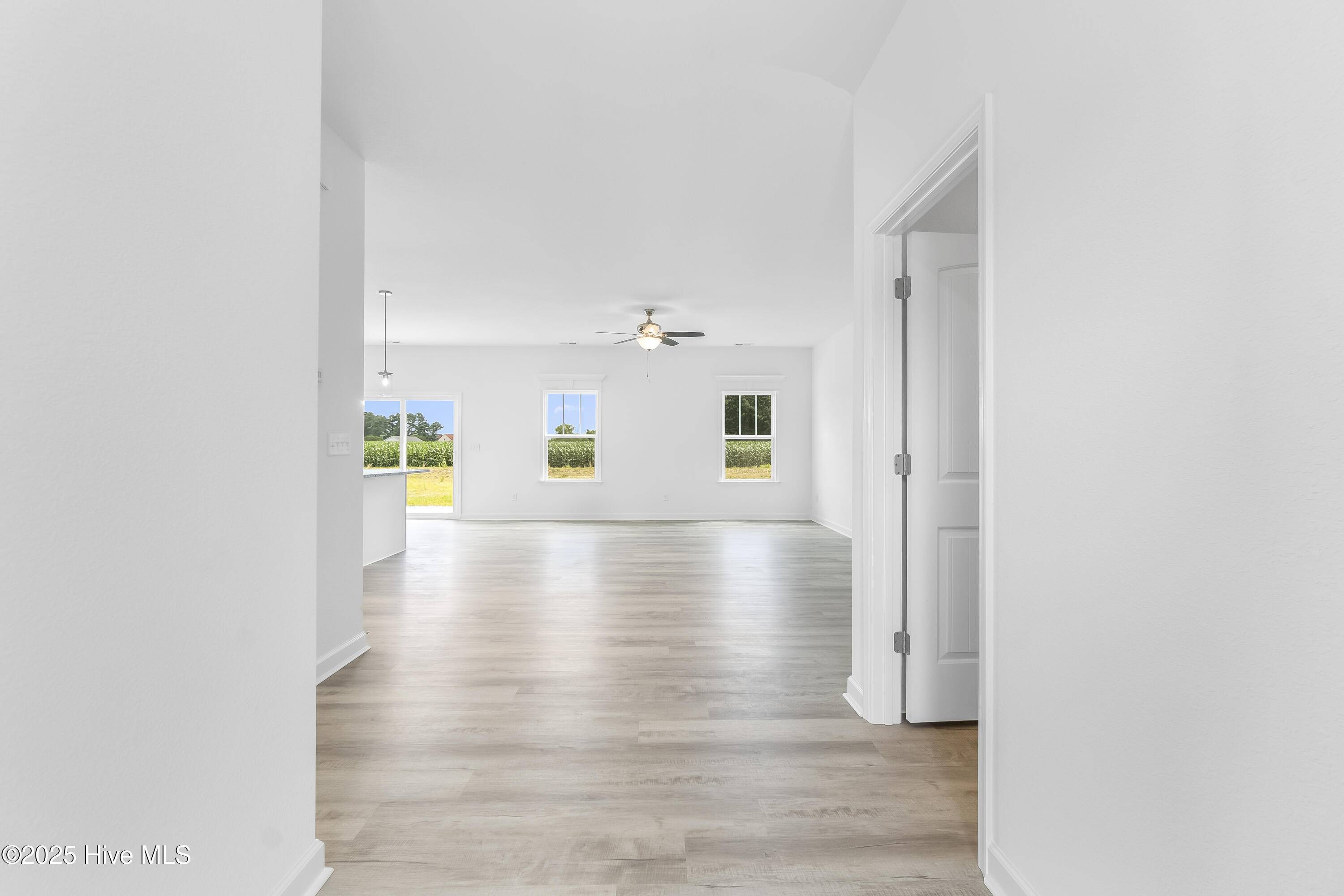 Shawboro, NC 27973,104 Yadkin DR