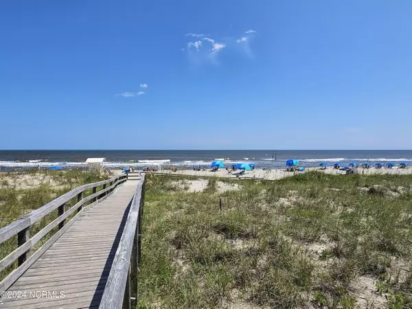 Carolina Beach, NC 28428,1109 Swordfish LN