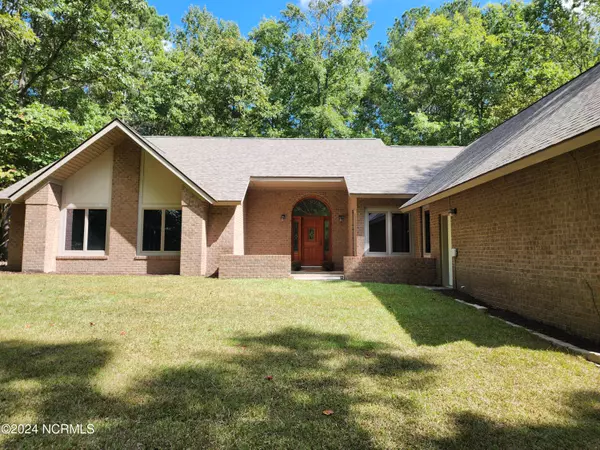 Pollocksville, NC 28573,451 Forest Glen LN