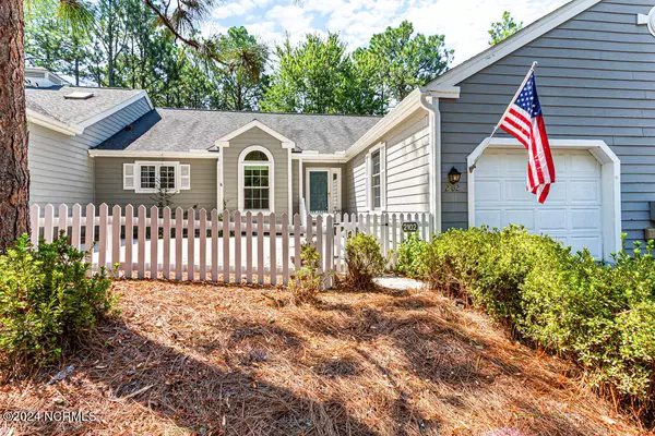 2102 Stickney CIR,  Pinehurst,  NC 28374