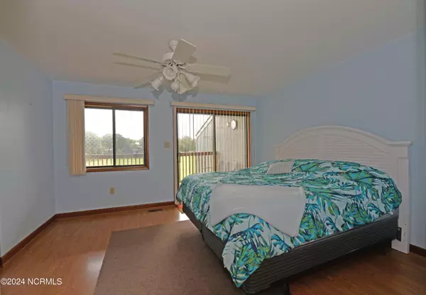 Oak Island, NC 28465,37 Bunker CT