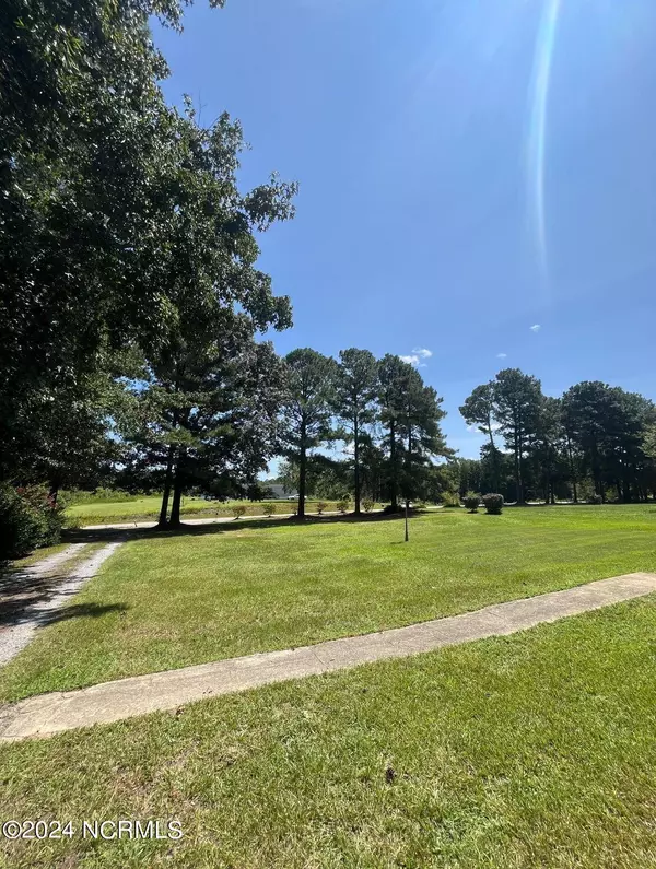 Roanoke Rapids, NC 27870,251 Little Deep Creek CRK