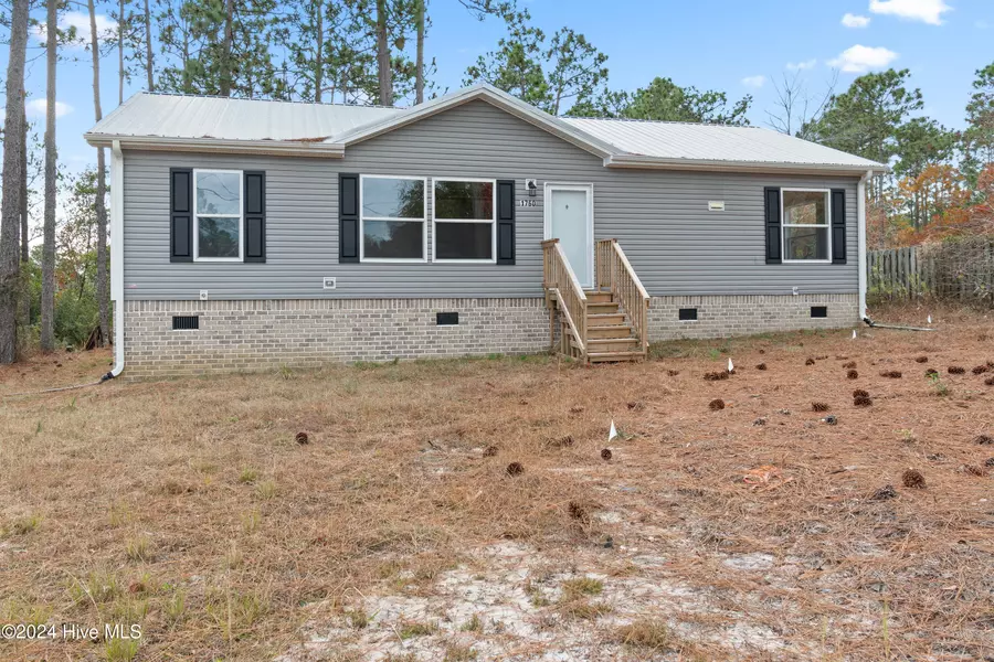 1760 Navajo RD, Southport, NC 28461