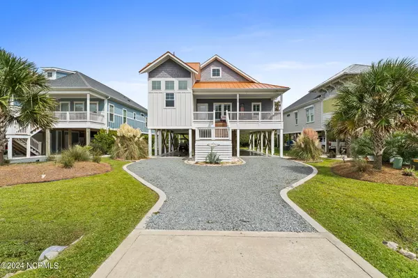 Oak Island, NC 28465,106 NE 50th ST