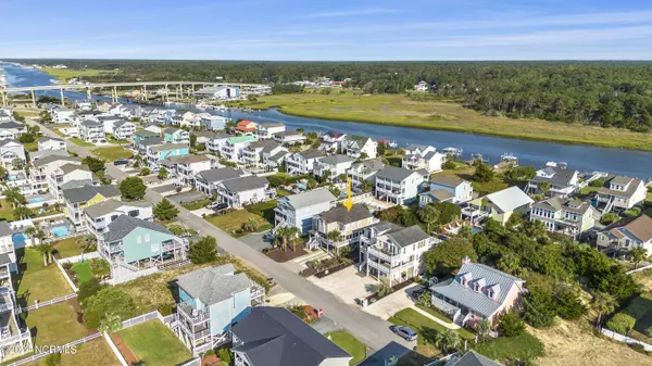 Holden Beach, NC 28462,153 Carolina AVE