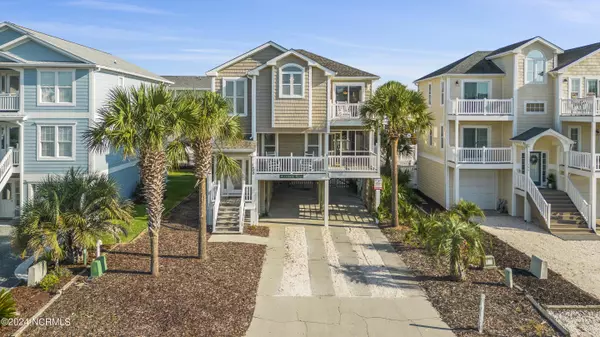 Holden Beach, NC 28462,153 Carolina AVE