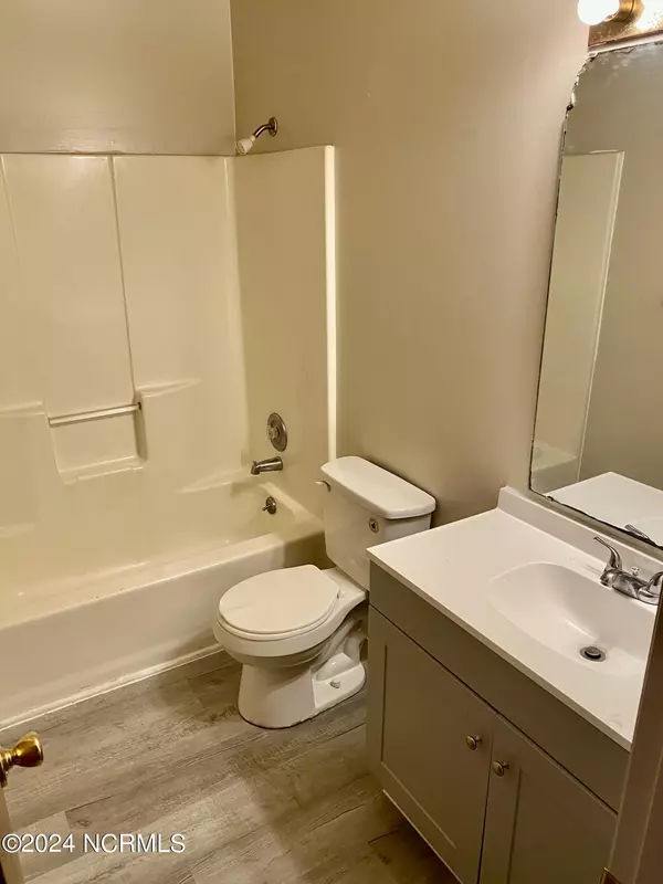 Greenville, NC 27834,1008 Peed DR #11