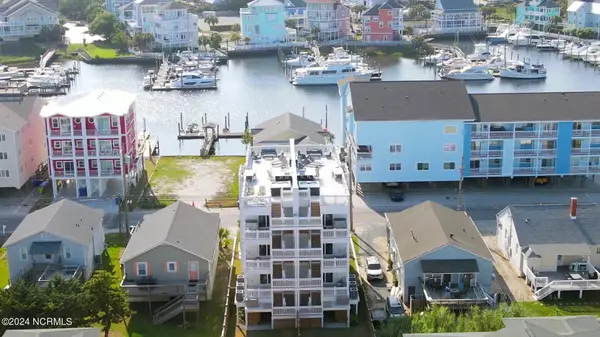 Carolina Beach, NC 28428,506 Canal DR #2