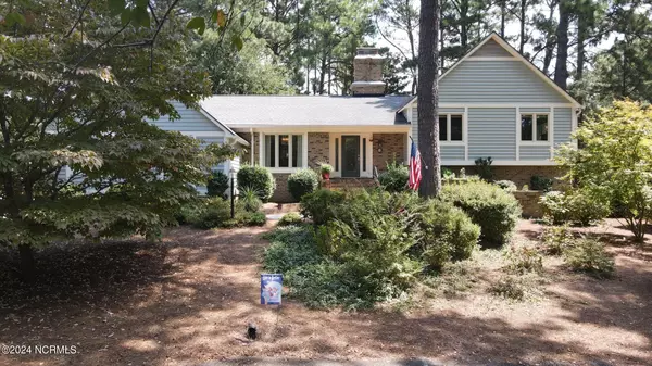 4 Belair CT, Pinehurst, NC 28374