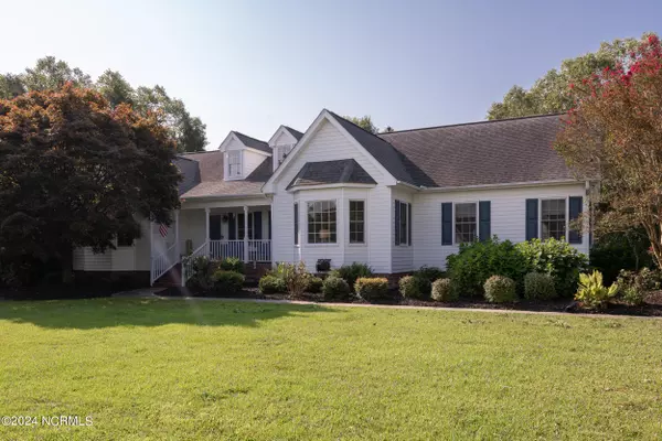 4423 Susanna CT, Farmville, NC 27828