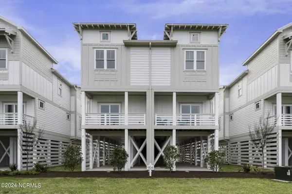 Carolina Beach, NC 28428,904 Second ST S #2