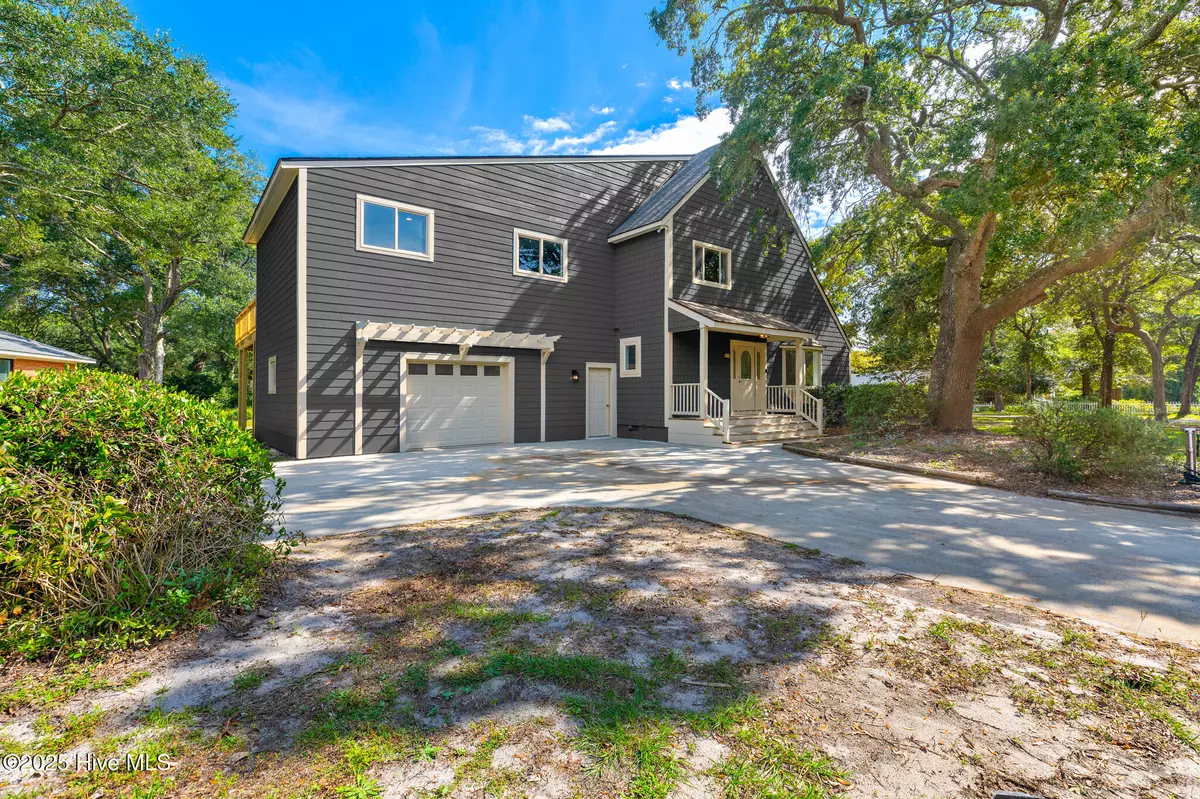 Oak Island, NC 28465,31 Augusta DR