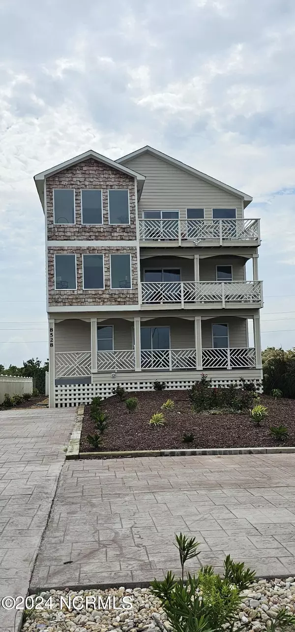 8528 S Old Oregon Inlet RD, Nags Head, NC 27959