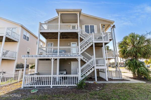 Holden Beach, NC 28462,122 Quinton ST