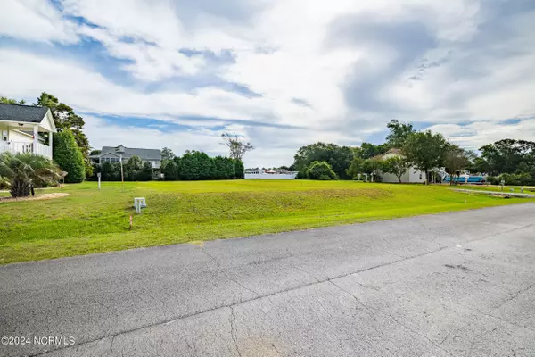 Newport, NC 28570,111 Hickory Nut CT